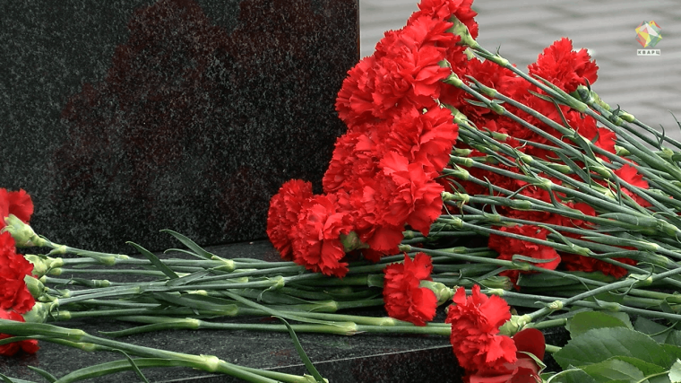 Памяти павших - во имя живых. Памяти павших - во имя живых.